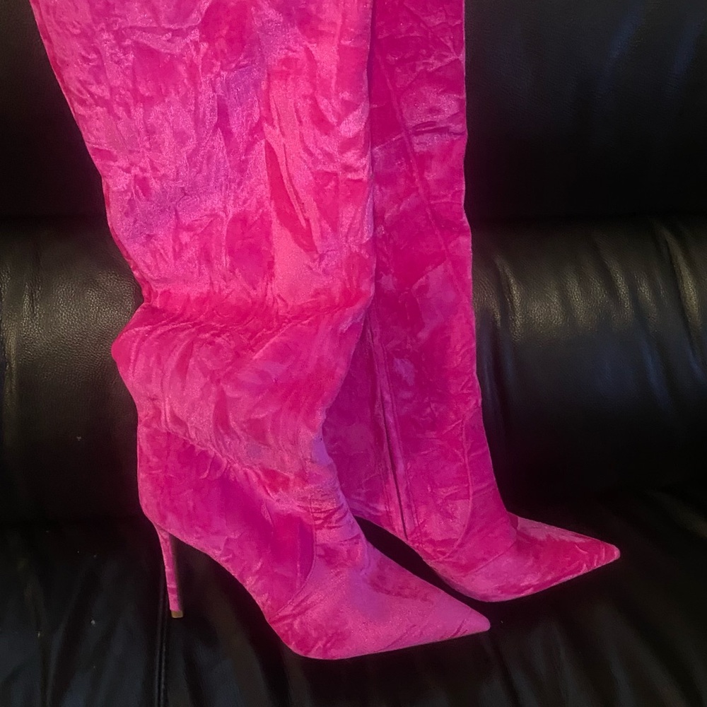 INC hot pink crushed velvet boots size 9 new never worn